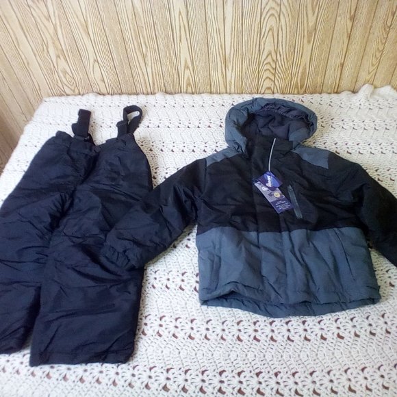 Hiheart Boys Snowsuit Winter Ski Jacket and Pants